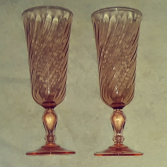 Unlisted Other - VINTAGE Wine Glasses ~ Set of Two (2)